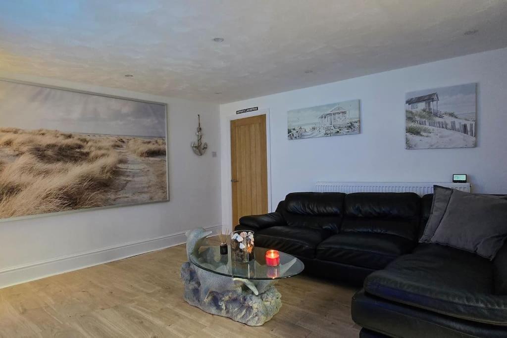 Welcome To The Beach House! Rhos-on-Sea Exterior photo